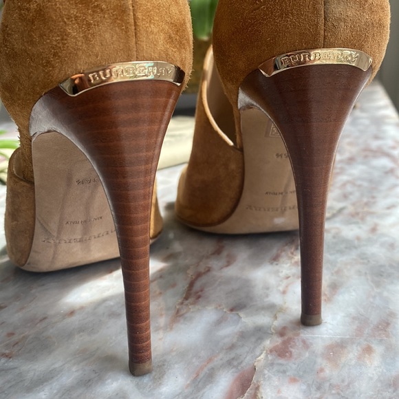 BURBERRY 🍁High Heel Authentic Sandals Suede - Picture 5 of 9
